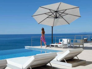 Allestire una spiaggia con delle coperture