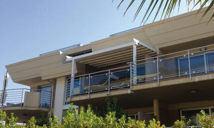 Alabama, pergola con copertura scorrevole